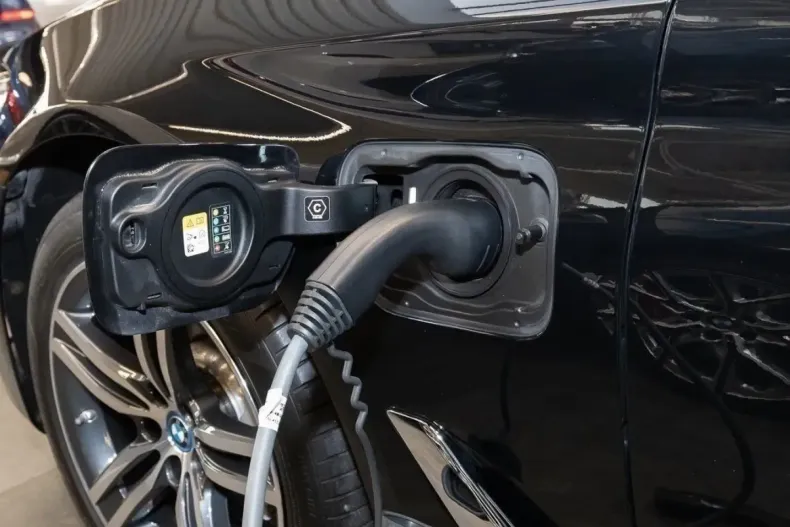 BMW 530 din 2022 cu 79.072 km - oferta BMW181182 - foto 4