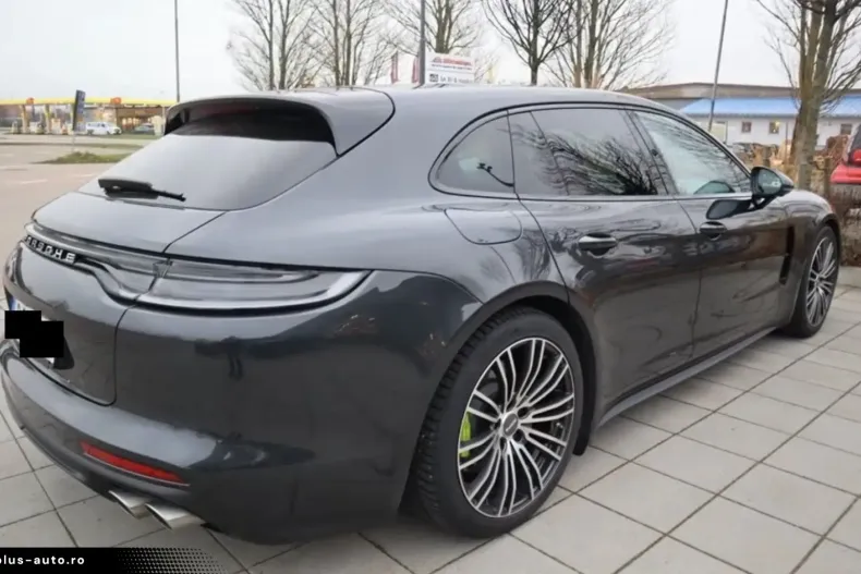 Porsche Panamera din 2023 cu 73.222 km - oferta POR181184 - foto 4