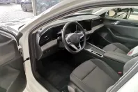 Volkswagen Passat Variant din 2024 cu 46.660 km - oferta VOL181188 - foto 8