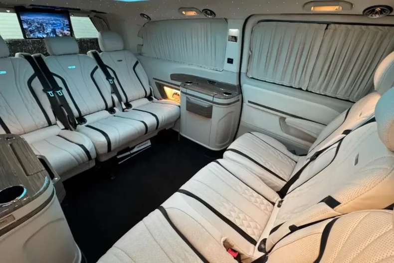 Mercedes-Benz V 300 din 2025 cu 50 km - oferta MER181196 - foto 3