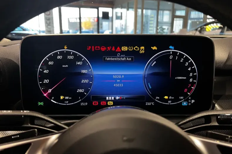 Mercedes-Benz C 300 din 2023 cu 45.035 km - oferta MER181199 - foto 15