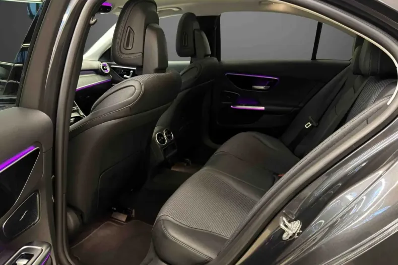 Mercedes-Benz C 300 din 2024 cu 10.311 km - oferta MER181200 - foto 8