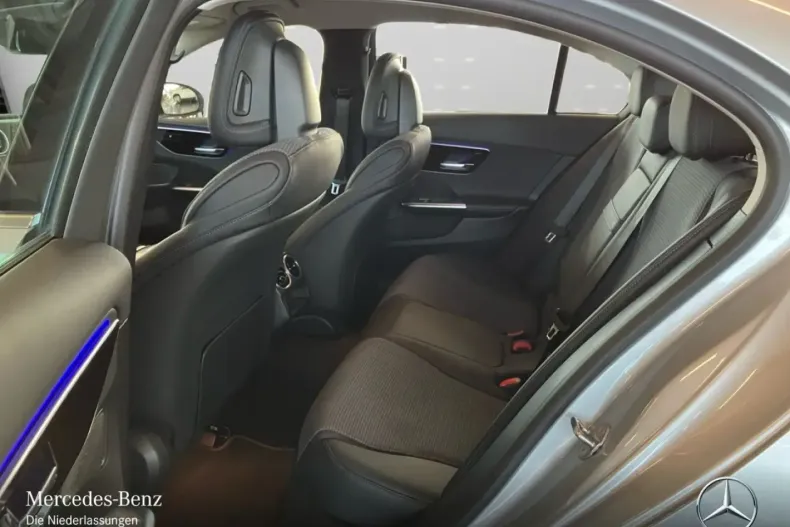 Mercedes-Benz C 300 din 2023 cu 40.291 km - oferta MER181202 - foto 9