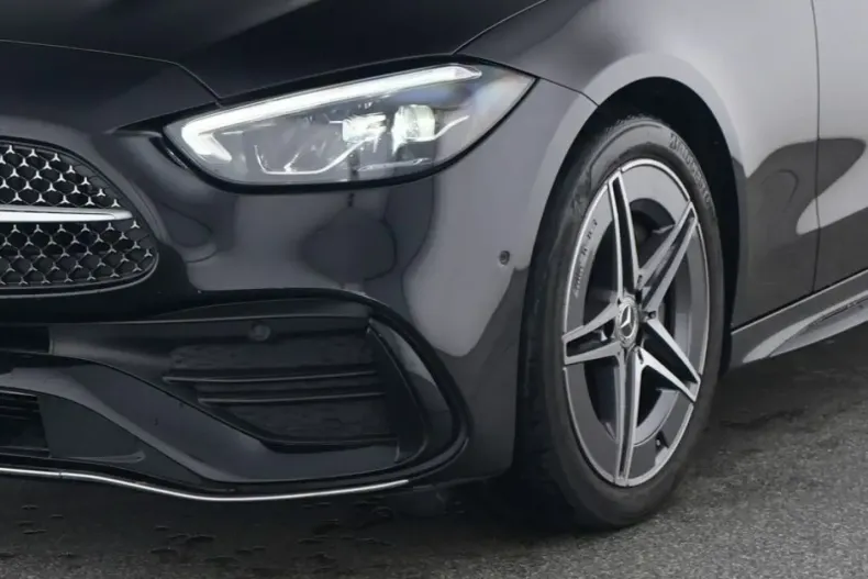 Mercedes-Benz C 300 din 2024 cu 29.640 km - oferta MER181203 - foto 2