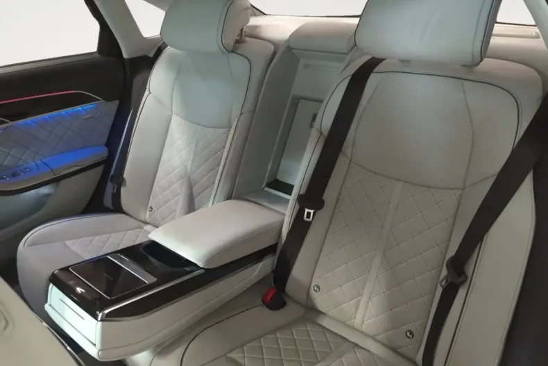 Audi A8 din 2023 cu 46.600 km - oferta AUD181207 - foto 8