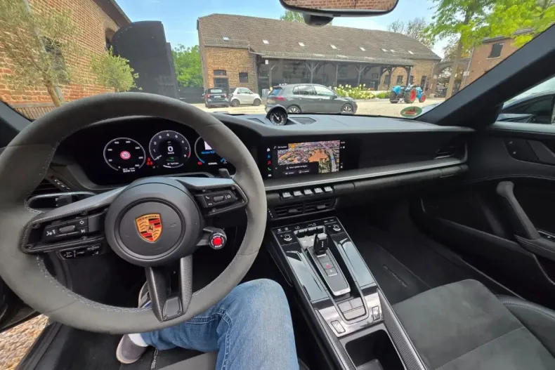 Porsche 992 din 2024 cu 10.000 km - oferta POR181208 - foto 3