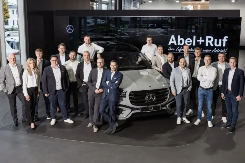 Mercedes-Benz S 680 din 2023 cu 5.421 km - oferta MER181211 - foto 12