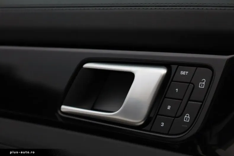 Porsche Panamera din 2022 cu 95.750 km - oferta POR181215 - foto 28