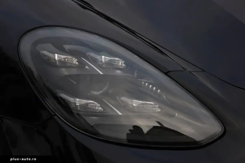 Porsche Panamera din 2022 cu 95.750 km - oferta POR181215 - foto 36