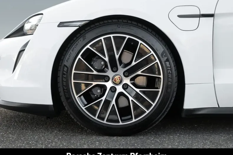 Porsche Taycan din 2022 cu 34.800 km - oferta POR181218 - foto 11