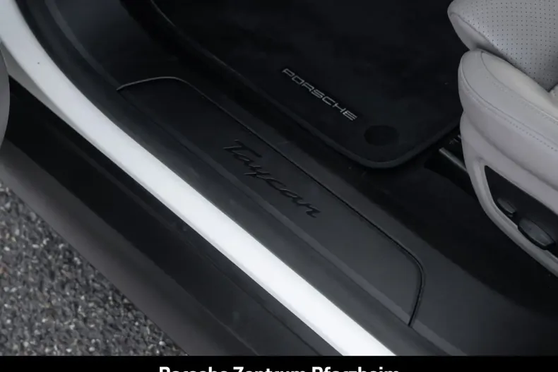 Porsche Taycan din 2022 cu 34.800 km - oferta POR181218 - foto 15