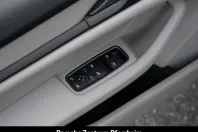 Porsche Taycan din 2022 cu 34.800 km - oferta POR181218 - foto 17