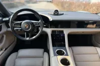 Porsche Taycan din 2022 cu 74.500 km - oferta POR181220 - foto 3