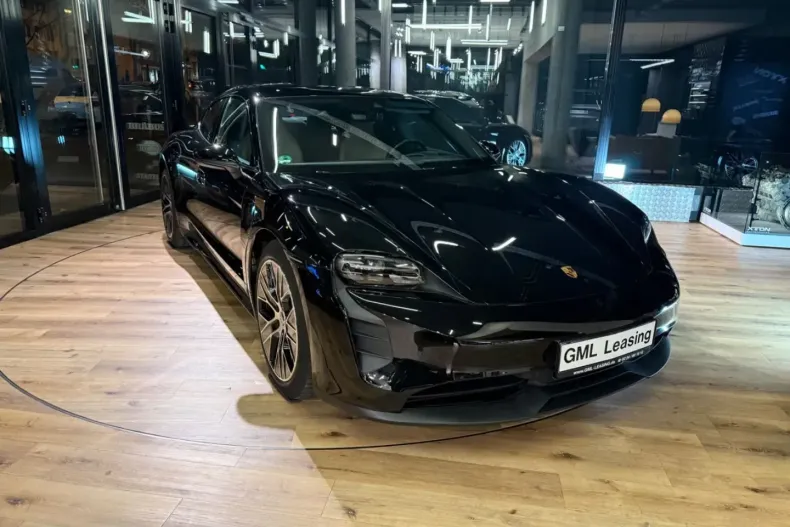 Porsche Taycan din 2021 cu 62.448 km - oferta POR181221 - foto 16