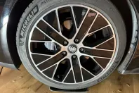 Porsche Taycan din 2021 cu 62.448 km - oferta POR181221 - foto 37