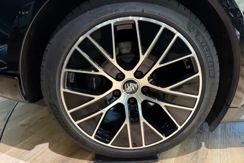 Porsche Taycan din 2021 cu 62.448 km - oferta POR181221 - foto 38