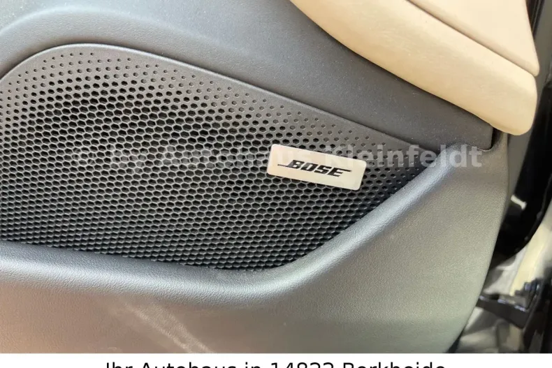 Porsche Taycan din 2021 cu 85.007 km - oferta POR181226 - foto 8