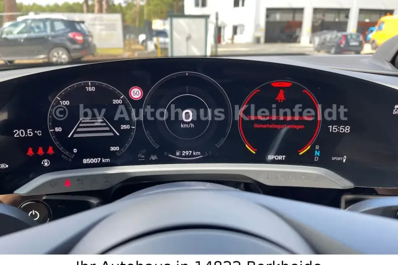 Porsche Taycan din 2021 cu 85.007 km - oferta POR181226 - foto 9