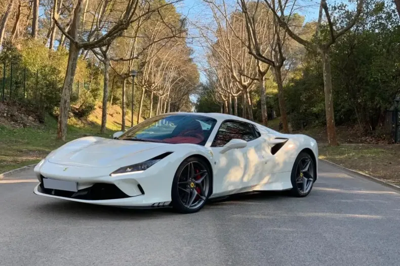 Ferrari F8 din 2021 cu 41.500 km - oferta FER181230 - foto 3