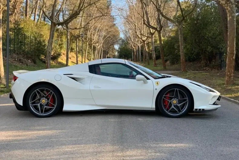 Ferrari F8 din 2021 cu 41.500 km - oferta FER181230 - foto 4