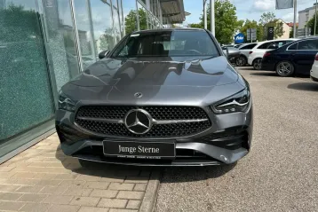Mercedes-Benz CLA 200 din 2024 - oferta MER181231