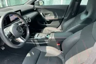 Mercedes-Benz CLA 200 din 2024 cu 27.290 km - oferta MER181231 - foto 13