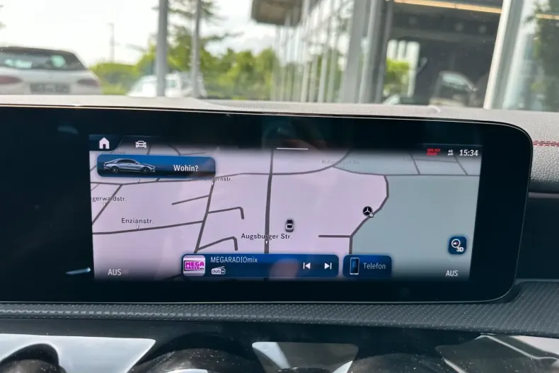 Mercedes-Benz CLA 200 din 2024 cu 27.290 km - oferta MER181231 - foto 17