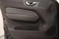 Volvo XC60 din 2025 cu 2.800 km - oferta VOL181247 - foto 8