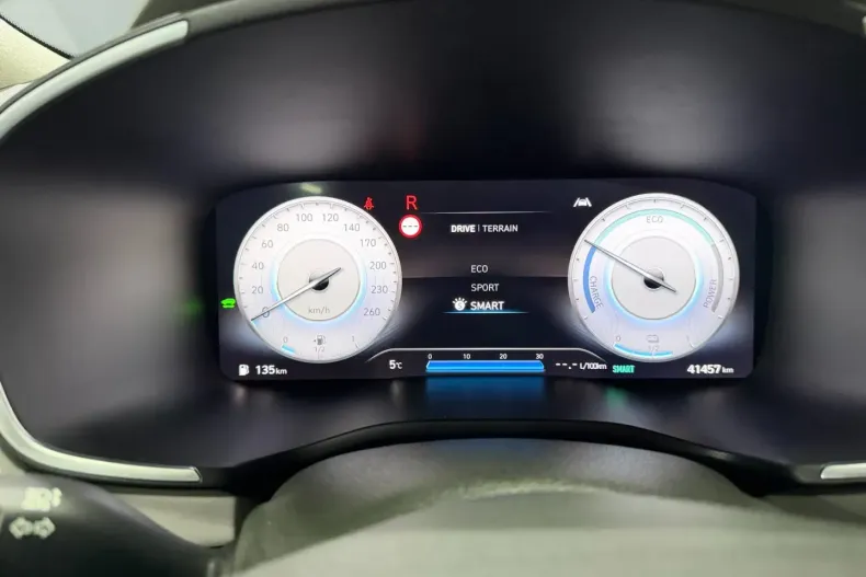 Hyundai SANTA FE din 2022 cu 41.457 km - oferta HYU181250 - foto 11