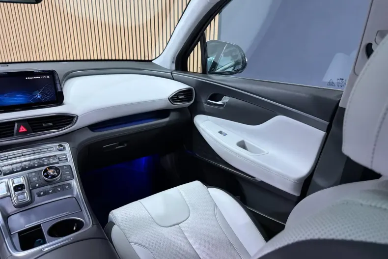 Hyundai SANTA FE din 2022 cu 41.457 km - oferta HYU181250 - foto 29