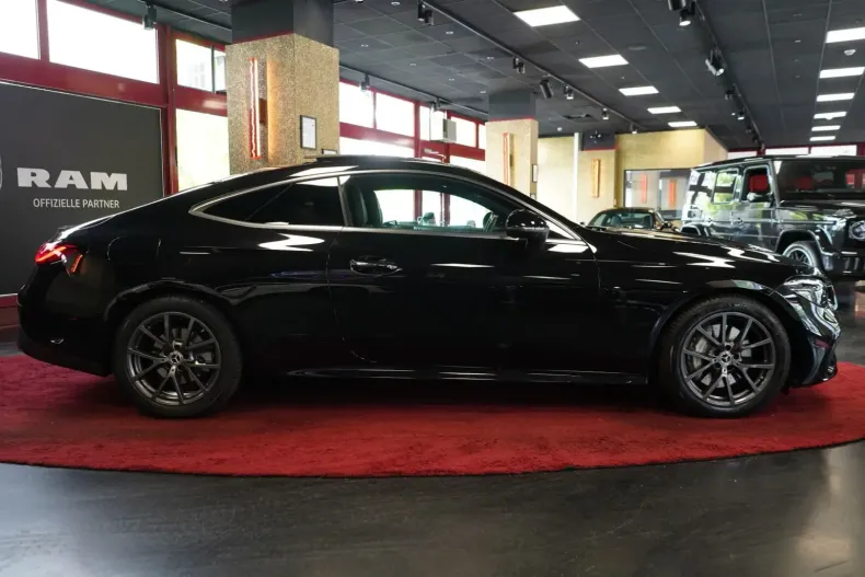 Mercedes-Benz CLE 200 din 2023 cu 20.000 km - oferta MER181262 - foto 5