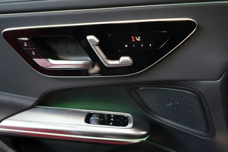 Mercedes-Benz CLE 200 din 2023 cu 20.000 km - oferta MER181262 - foto 14