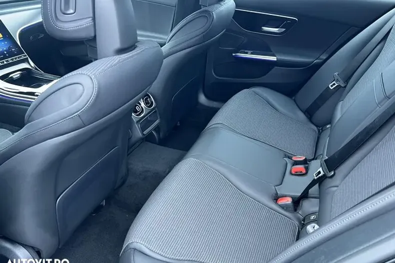 Mercedes-Benz C din 2025 cu 0 km - oferta MER181265 - foto 12