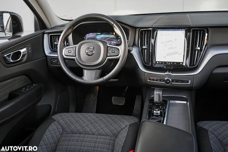 Volvo XC60 din 2022 cu 107.460 km - oferta VOL181270 - foto 9