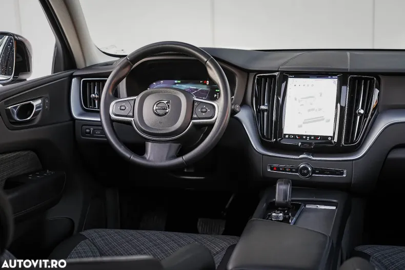 Volvo XC60 din 2022 cu 107.460 km - oferta VOL181270 - foto 23