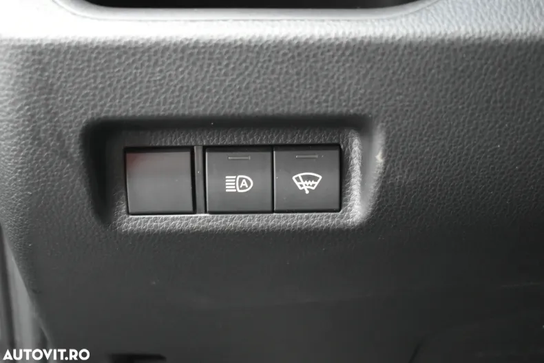 Toyota RAV4 din 2023 cu 88.948 km - oferta TOY181277 - foto 12