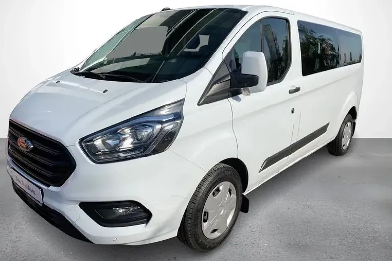 Ford Transit Custom din 2022 cu 69.800 km - oferta FOR181279 - foto 1