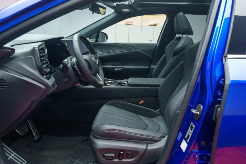 Lexus Seria RX din 2024 cu 9.450 km - oferta LEX181283 - foto 30