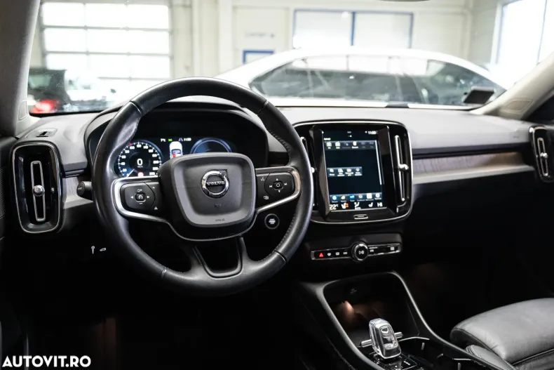 Volvo XC40 din 2021 cu 151.076 km - oferta VOL181285 - foto 32