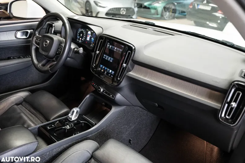 Volvo XC40 din 2021 cu 151.076 km - oferta VOL181285 - foto 33