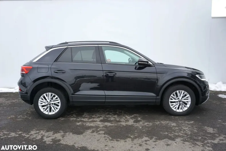 Volkswagen T-Roc din 2023 cu 42.612 km - oferta VOL181288 - foto 6