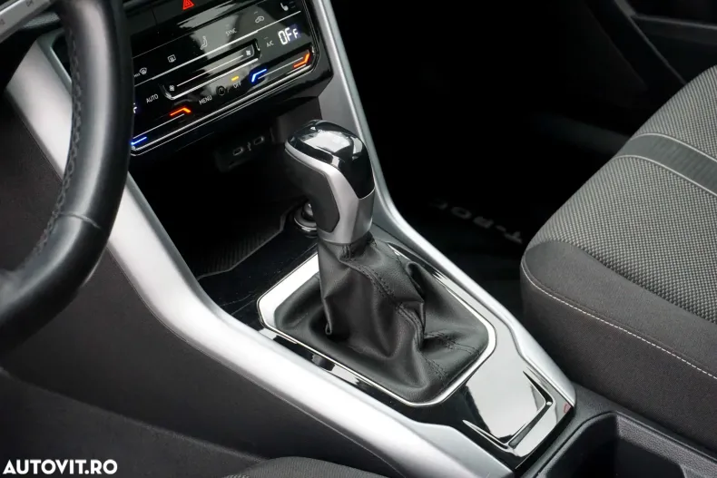 Volkswagen T-Roc din 2023 cu 42.612 km - oferta VOL181288 - foto 20