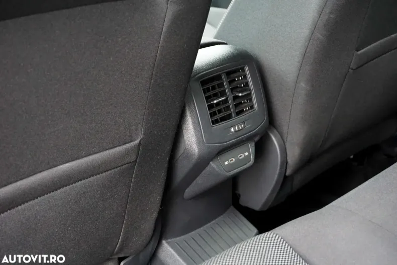 Volkswagen T-Roc din 2023 cu 42.612 km - oferta VOL181288 - foto 24