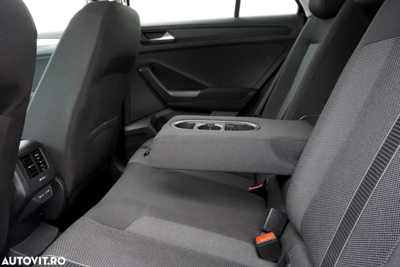 Volkswagen T-Roc din 2023 cu 42.612 km - oferta VOL181288 - foto 25