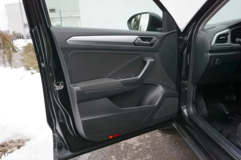 Volkswagen T-Roc din 2023 cu 42.612 km - oferta VOL181288 - foto 26