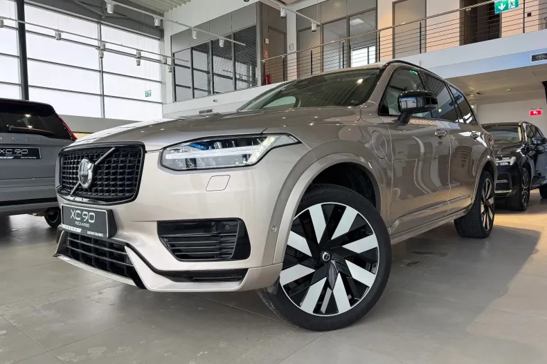 Volvo XC90 din 2023 cu 40.000 km - oferta VOL181290 - foto 1