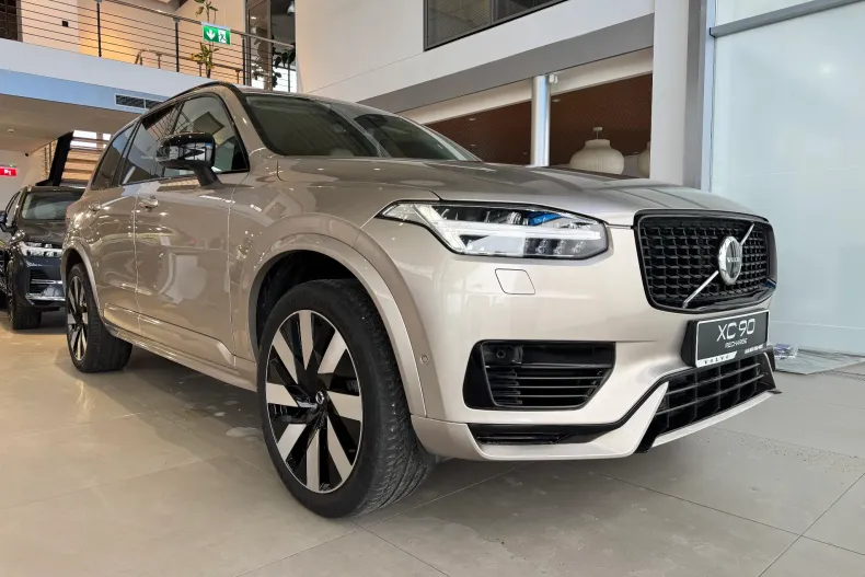 Volvo XC90 din 2023 cu 40.000 km - oferta VOL181290 - foto 3