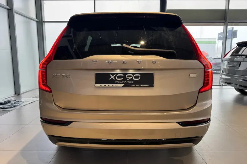 Volvo XC90 din 2023 cu 40.000 km - oferta VOL181290 - foto 6