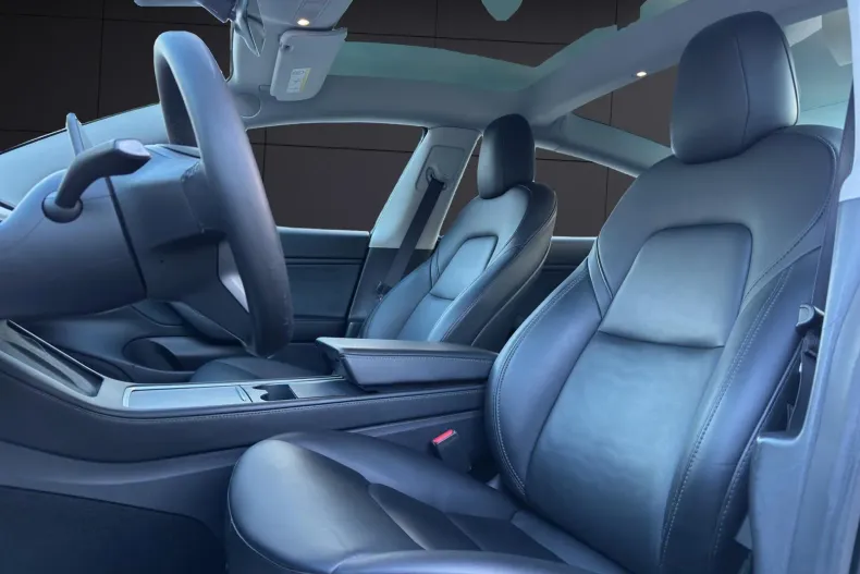 Tesla Model 3 din 2021 cu 83.130 km - oferta TES181293 - foto 8