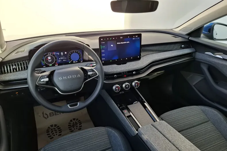 Skoda Superb din 2025 cu 1.223 km - oferta SKO181294 - foto 37